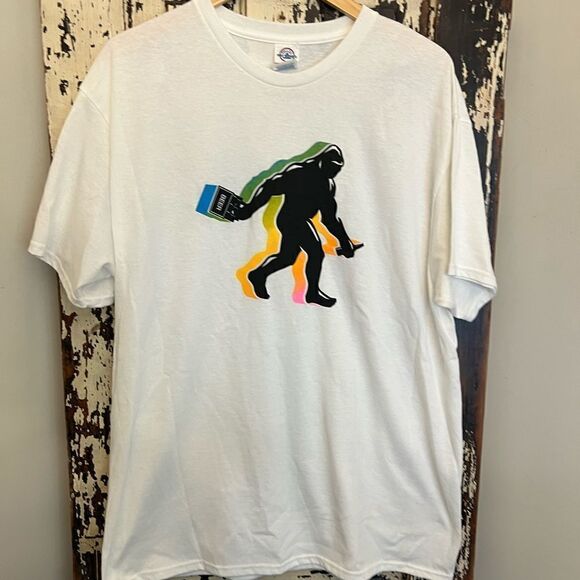 Men’s NWOT Big Foot/Yeti Beer T-shirt. Size XL. - Picture 1 of 6
